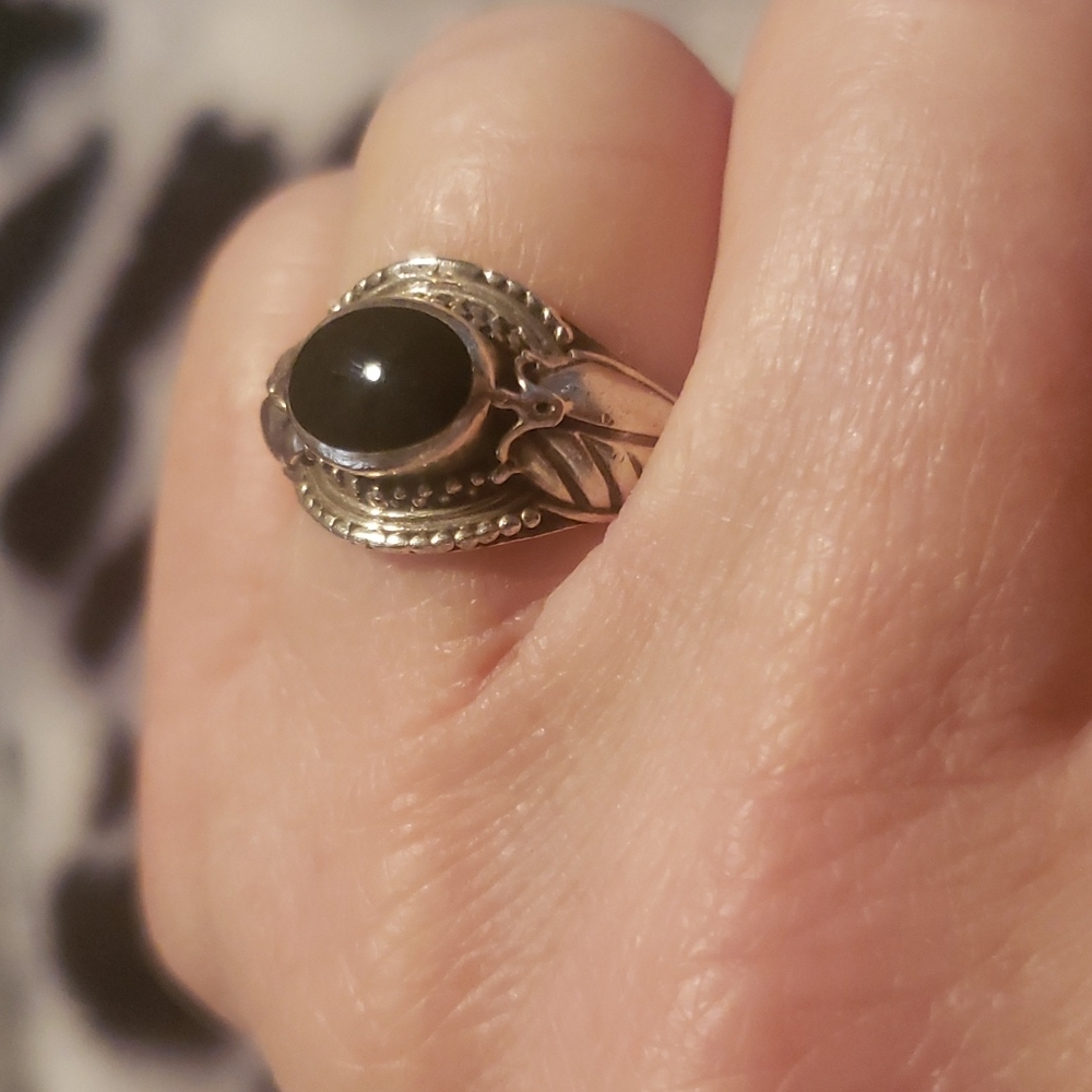 Sterling ring - Picture 4 of 9